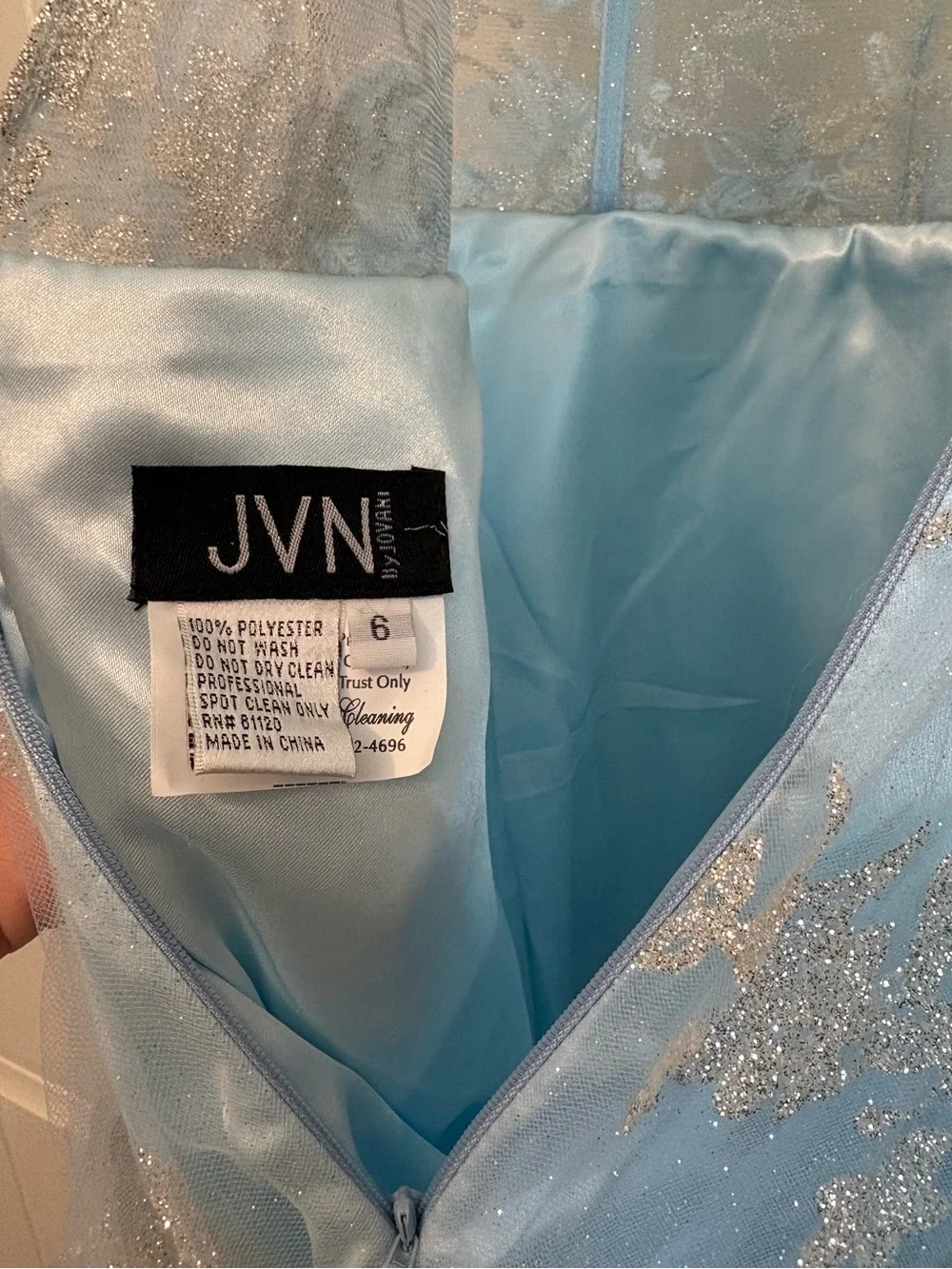 NWT Jovani 22515 tulle and glitter cocktail dress light blue size 6